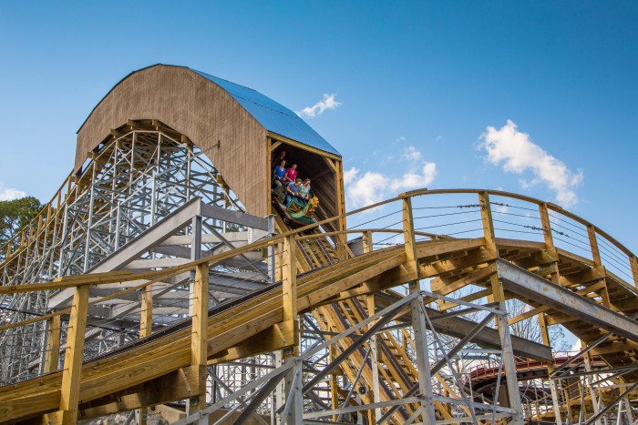 Busch Gardens Williamsburg Invadr Roller Coaster